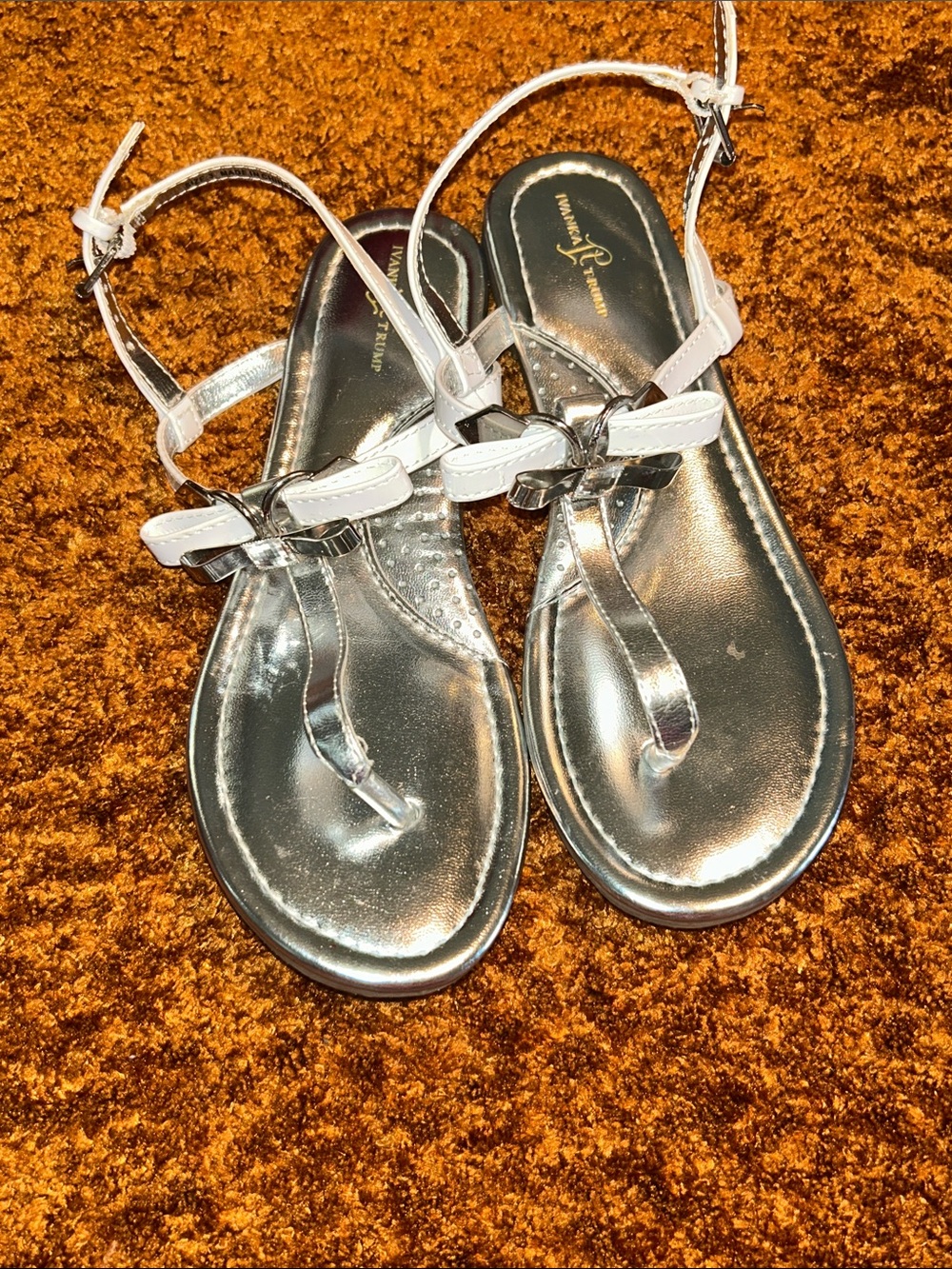 Ivanka Trump Silver Metallic Bow T-Strap Sandals